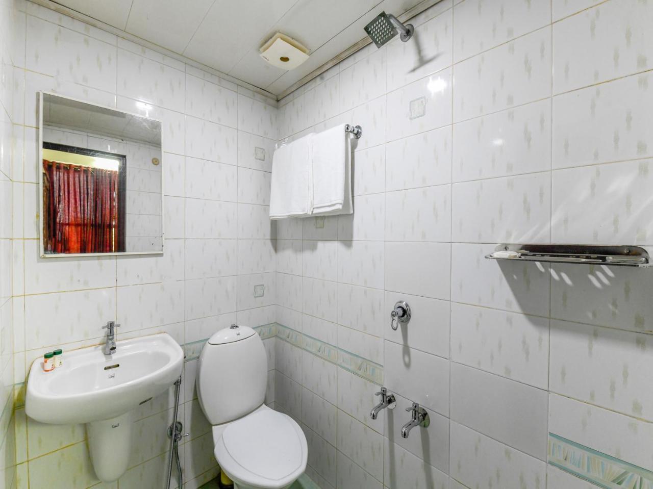 Oyo 11309 Hotel Green Land Residency Kochi Εξωτερικό φωτογραφία